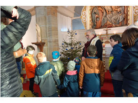 Krippenandacht mit Segnung der Kinder (Foto: Elisabetha Rößler)